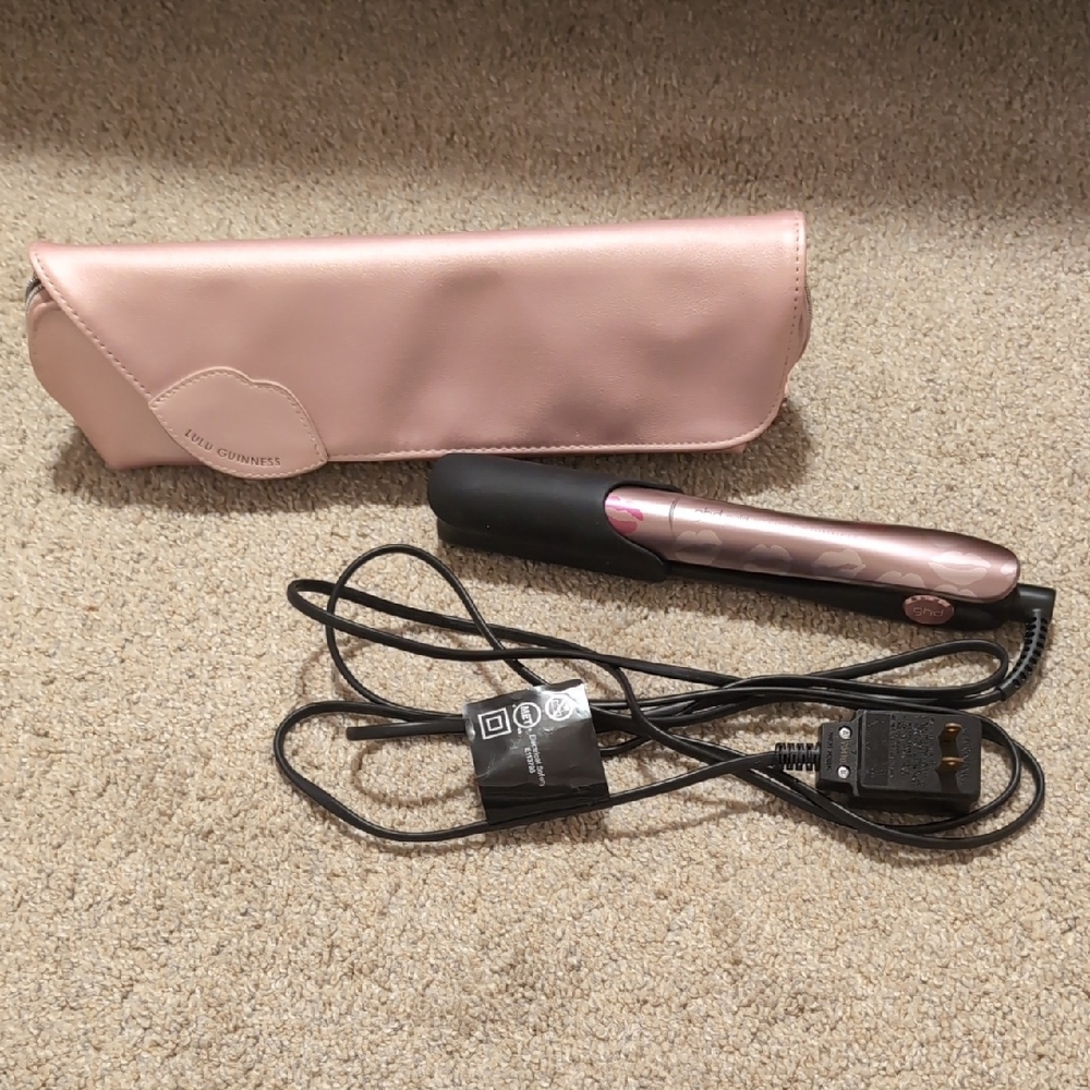 GHD Lulu Guinness Pink Hair Straightener with Case